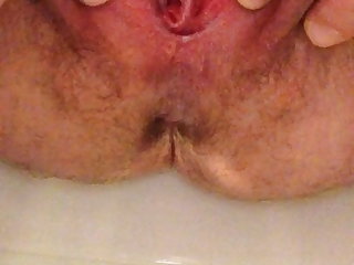 Amateur Spread pussy piss