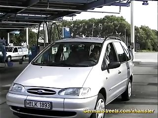 Carro german Milf picked up for car anal sex